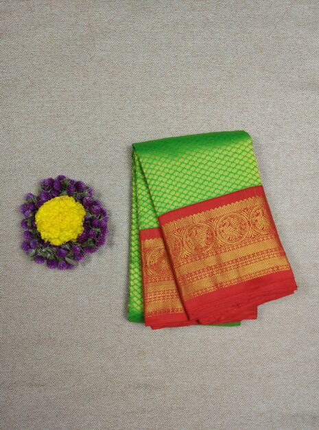 Kanchipuram Green Saree Red Border